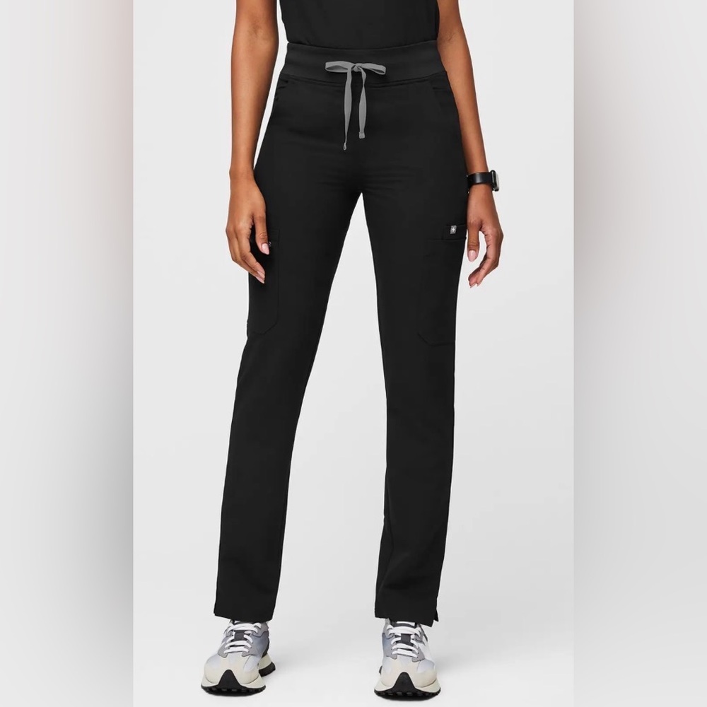 Figs High Waisted Yola Skinny Scrubs Pants Black